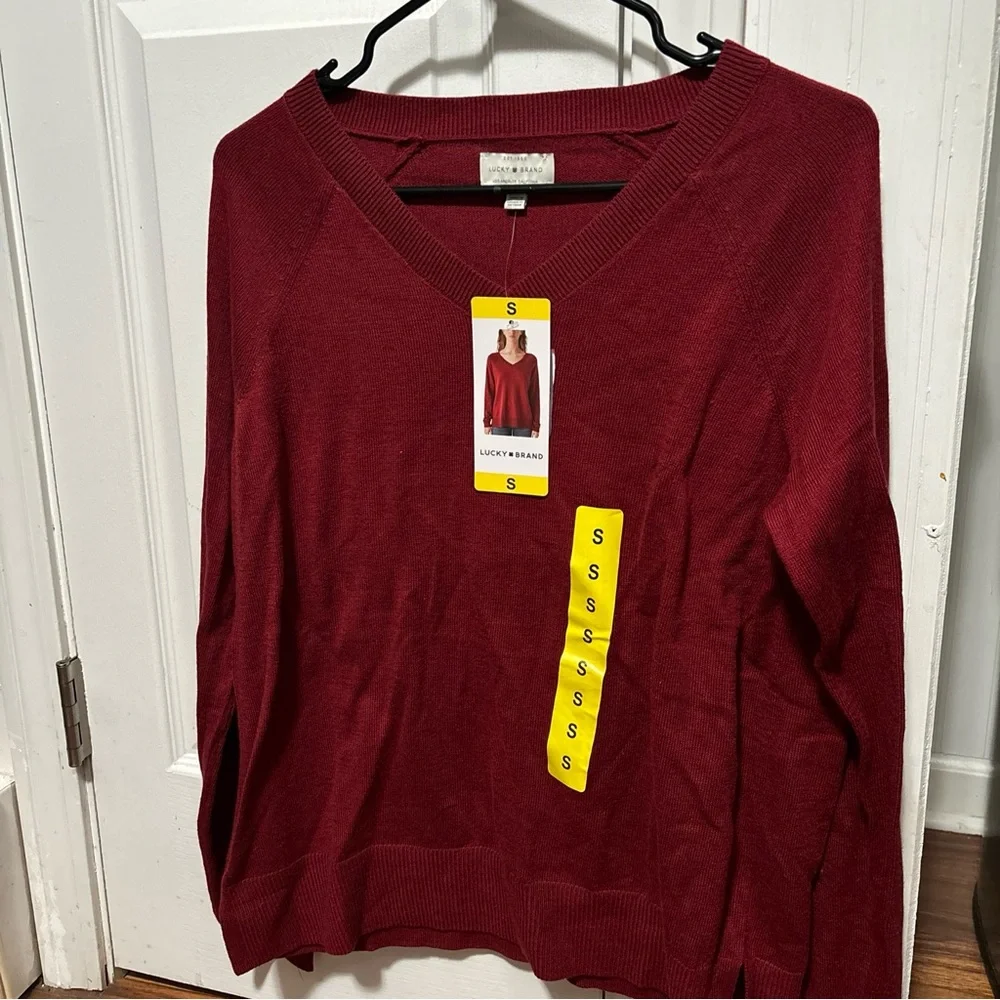 Lucky Brand Women's V-NECK Sweater Red Long-Sleeve size S